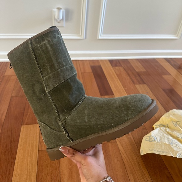 GALLERY DEPT. X UGG MENS US 10
SOLD OUT⬆️ - Picture 6 of 9